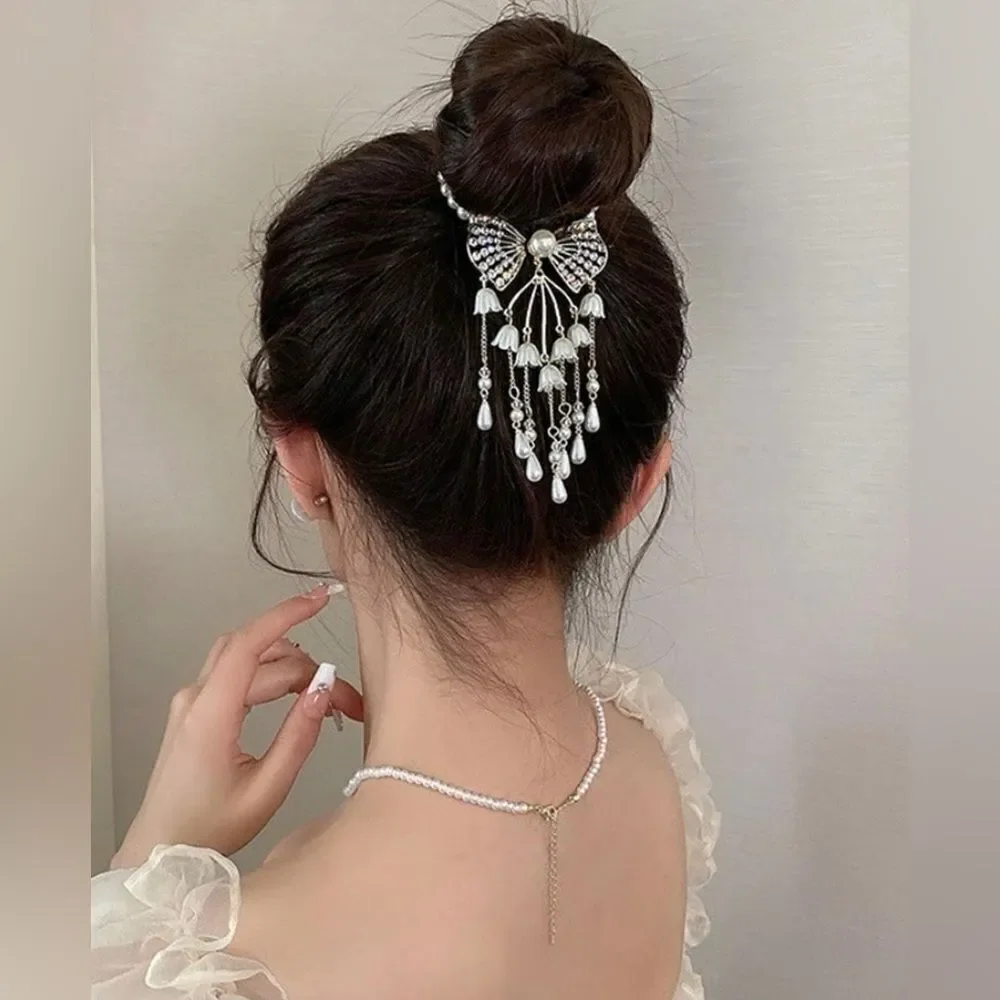 ✨🆕✨ Elegant Gold Tone Rhinestone Pearl Tulips Bells Bow Decor Hair Pin 🎀✨